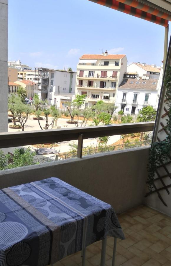 2 Pieces Climatise Avec Balcon Dans Le Vieil Antibes, Residence Avec Ascenseur Dış mekan fotoğraf
